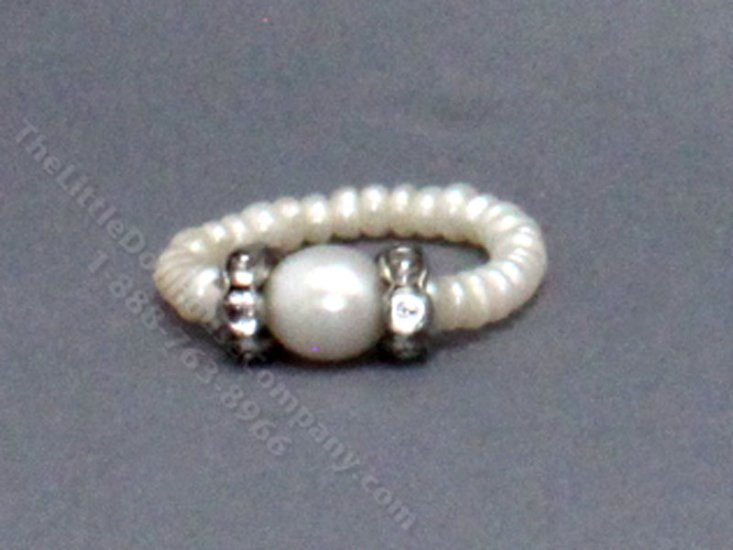 (image for) Vintage Miniature Pearl Necklace for Dollhouses