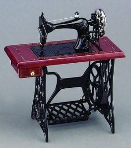 (image for) Dollhouse Scale Model Metal Sewing Machine
