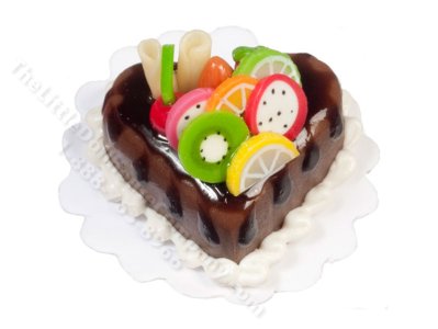 (image for) Miniature Heart Cake for Dollhouses