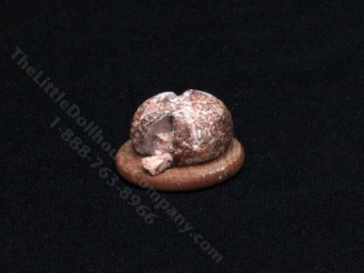 (image for) Miniature Whole Wheat Bread on Cutting Board for Dollhouses