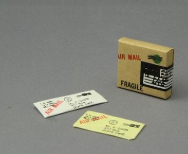 (image for) Dollhouse Miniature Package and Letters
