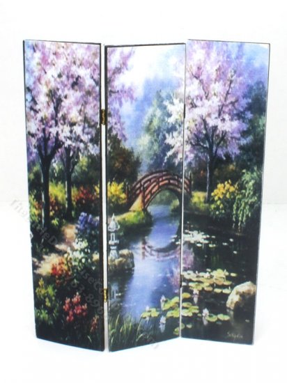 (image for) Miniature Privacy Screen with a Park Scene