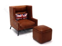 (image for) Miniature Padded Cognac Leather Cube by PRD Miniatures