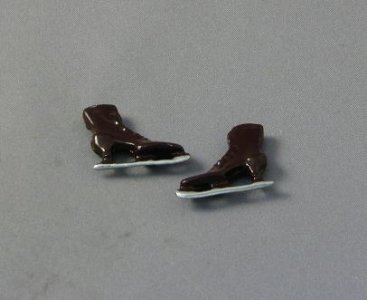 (image for) Dollhouse Miniature Ice Skates