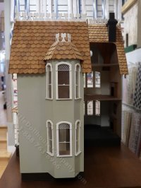 (image for) Pierce Dollhouse, Greenleaf 8011, Assembled