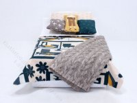 (image for) Miniature Goldilocks House Bedding for Dollhouses