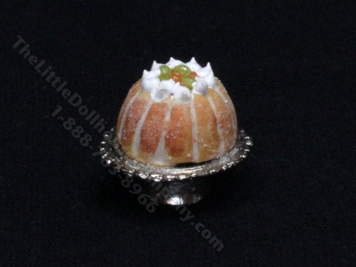 (image for) Miniature Bundt Cake with Fruit for Dollhouses