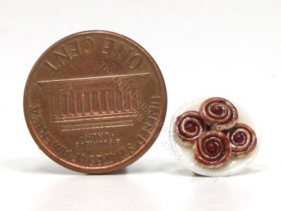 (image for) 1:24 Scale Miniature 4 Danish Swirls by Charlotte Willmott