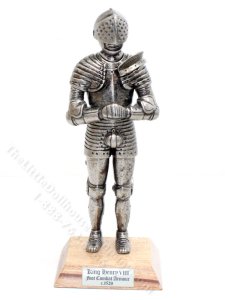 (image for) Vintage Miniature King Henry VIII in Armour for Dollhouses