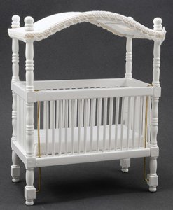 (image for) White Canopy Crib