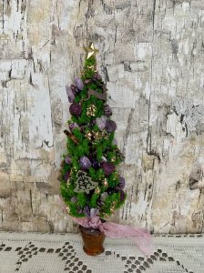 (image for) Miniature Christmas Tree in purple by Diana Wegner