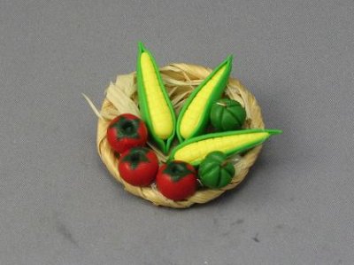 (image for) Dollhouse Miniature Basket with Corn and Vegetables