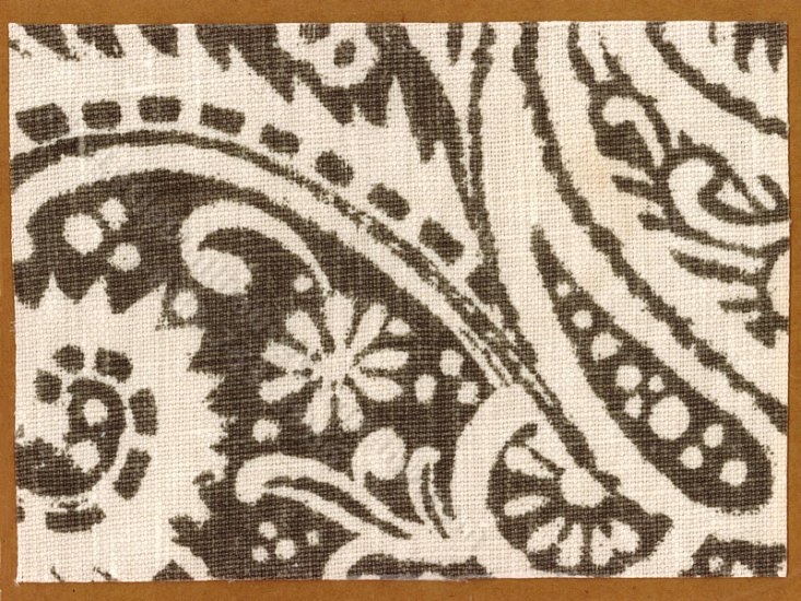 (image for) Miniature Brown and White Paisley Rug for Dollhouses - 5" x 7"