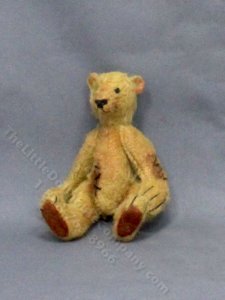 (image for) Miniature Large Mended Stuffed Brown Bear by Betty Miniaturen