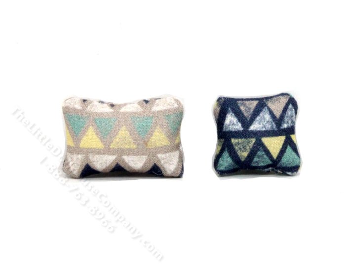 (image for) Miniature Pair of Triangle Pattern Pillows