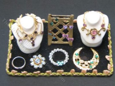 (image for) Miniature Large Jewelry Display Kit for Dollhouses