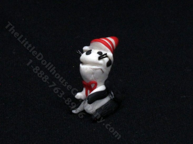 (image for) Miniature Cat in the Hat Figurine for Dollhouses