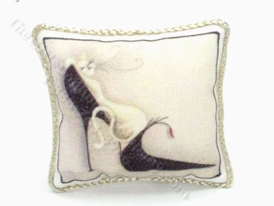 (image for) Pillow with Cat Print and Braided Edging by Judith Blondell