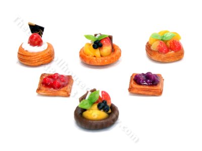 (image for) Miniature Assorted Pastries for Dollhouses (1pc)