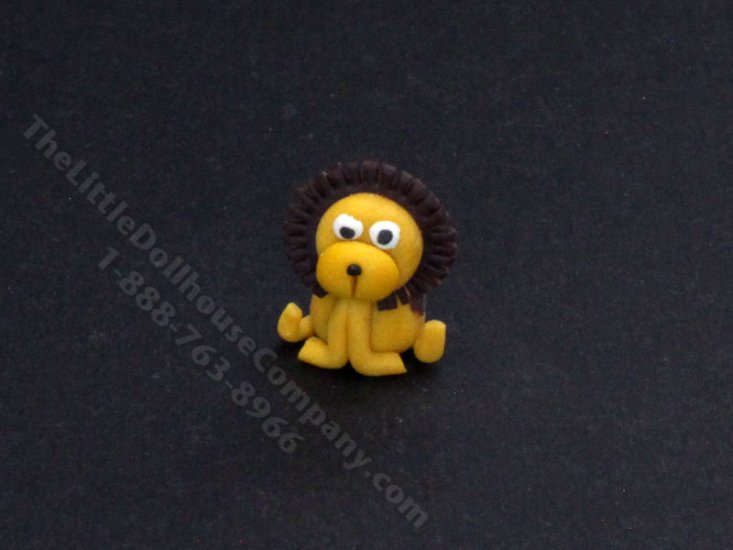 (image for) Miniature Lion Sculpture for Dollhouses
