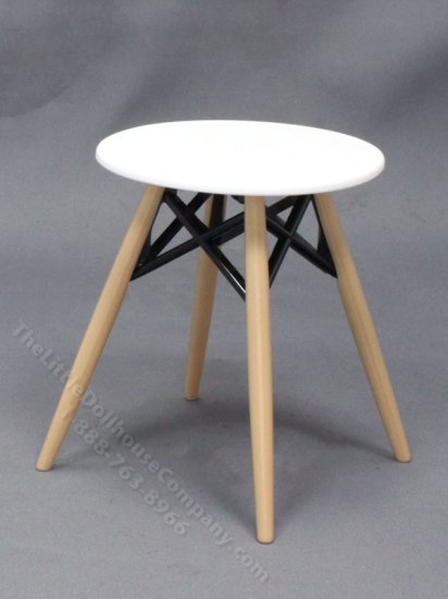 (image for) Miniature Eames-Style Table for Dollhouses