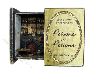 (image for) Miniature Secret Book - Olde Crowe Apothecary Kit