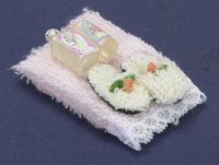 (image for) Miniature Pink Towel & Lotion Set for Dollhouses