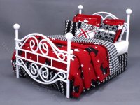 (image for) Miniature Black and Red Scottie Bed for Dollhouses