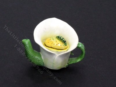 (image for) Dollhouse Miniature White Calla Lily Teapot