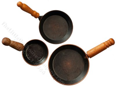 (image for) Miniature Set of 3 Frying Pans for Dollhouses