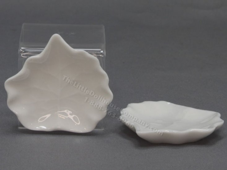 (image for) Miniature White Ceramic Leaf Dish