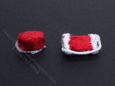 (image for) Miniature Red Muff and Hat for Dollhouses
