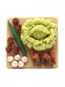 (image for) 1:24 Miniature Lettuce Vegetable Board by Charlotte Willmott