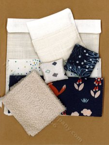 (image for) Miniature White and Navy Bedding for Dollhouses