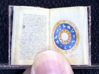 (image for) Miniature Book: 'Astrology'