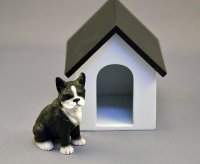 (image for) Dollhouse Miniature Doghouse