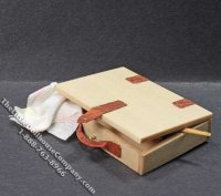 (image for) Artist's Wooden Paint Box by Amy Robinson for Dollhouses