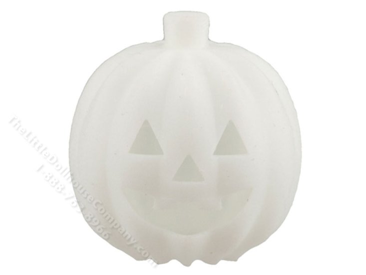 (image for) Miniature Smiling Jack o Lantern for Dollhouses