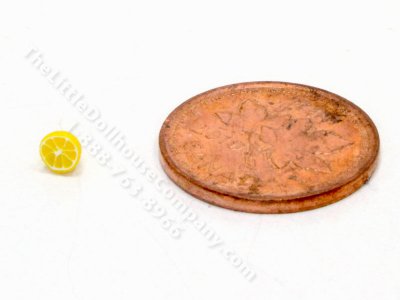 (image for) 1:24 Scale Miniature Half-Lemon for Dollhouses