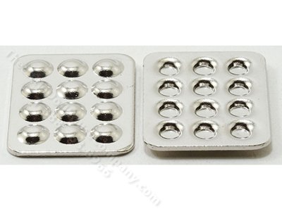 (image for) Miniature Muffin Pans for Dollhouses (2pcs)