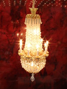 (image for) Dollhouse Scale 9 Candle Chandelier