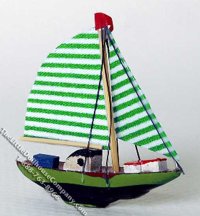 (image for) Miniature Green Sailboat Model for Dollhouses