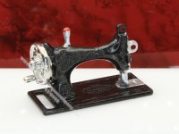 (image for) Dollhouse Scale Model Black Vintage Sewing Machine