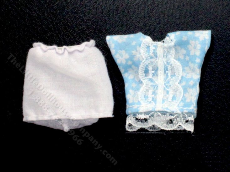(image for) Miniature Skirt and Blouse for Dollhouses