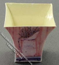 (image for) Decorative Waste Basket