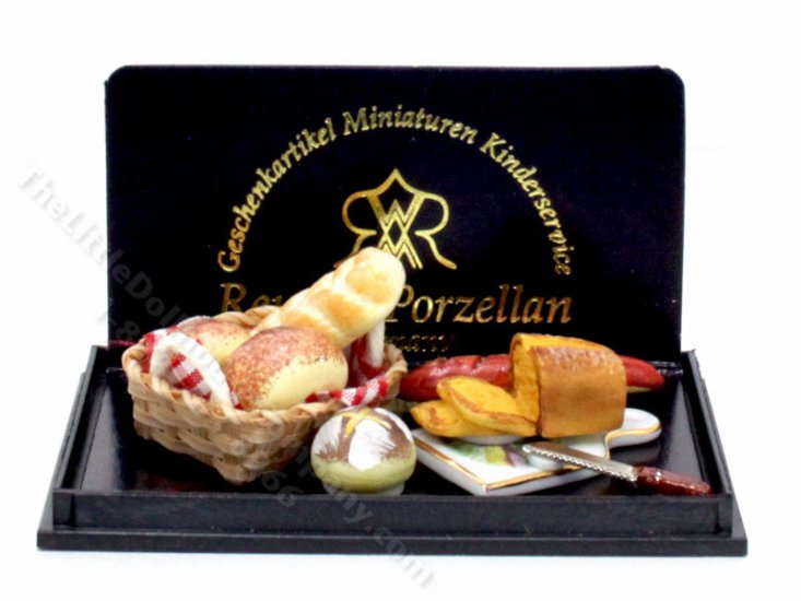 (image for) Miniature Bread Basket and Cutting Board for Dollhouses