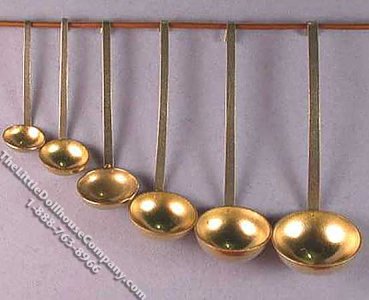 (image for) Miniature Brass Soup Ladle for Dollhouses (1 per pack)