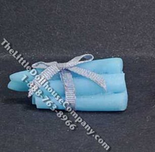 (image for) Miniature Wrapped Blue Candles for Dollhouses