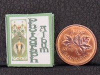 (image for) Miniature Green Photograph Album