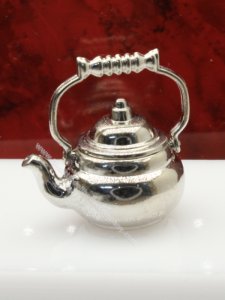 (image for) Miniature Metal Kettle with with Swinging Coil Handle